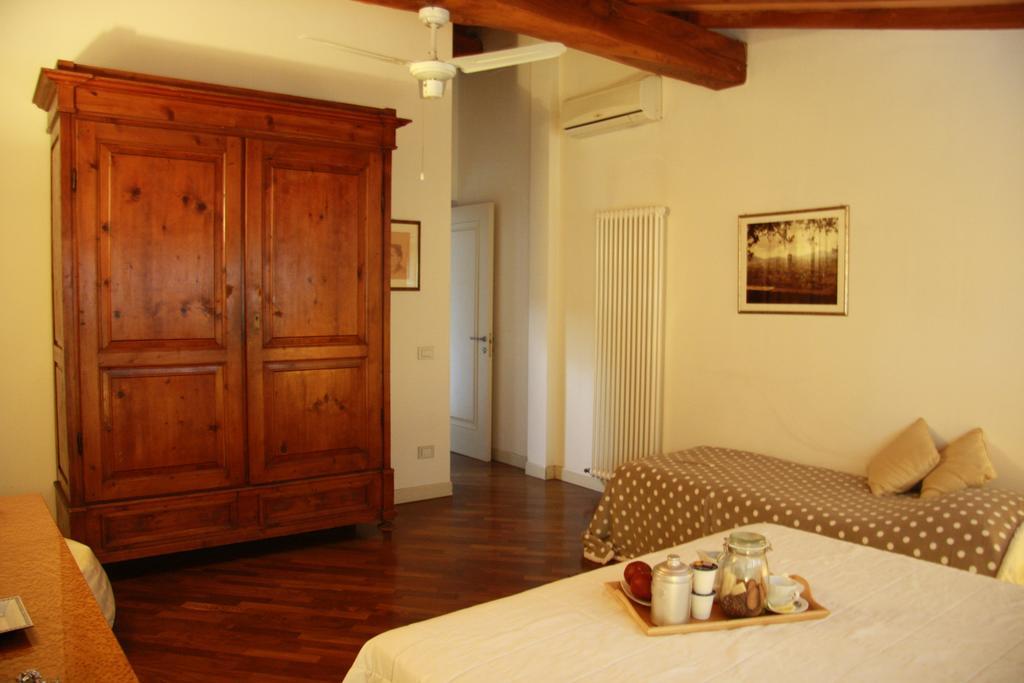 Pietra E Glicine B&B Pieve a Nievole Rom bilde